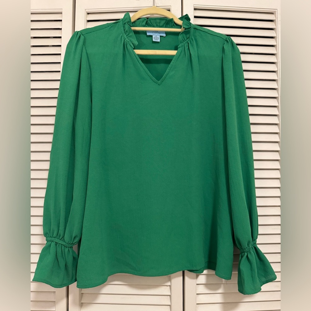 CeCe Green Long Sleeve Top - M